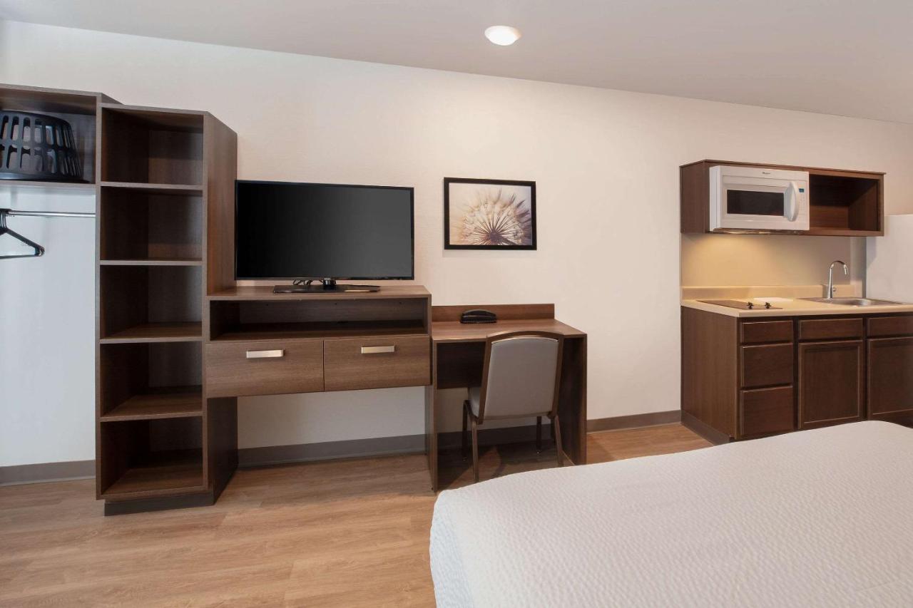 Woodsping Suites Washington Dc East Arena Drive Lake Arbor Экстерьер фото