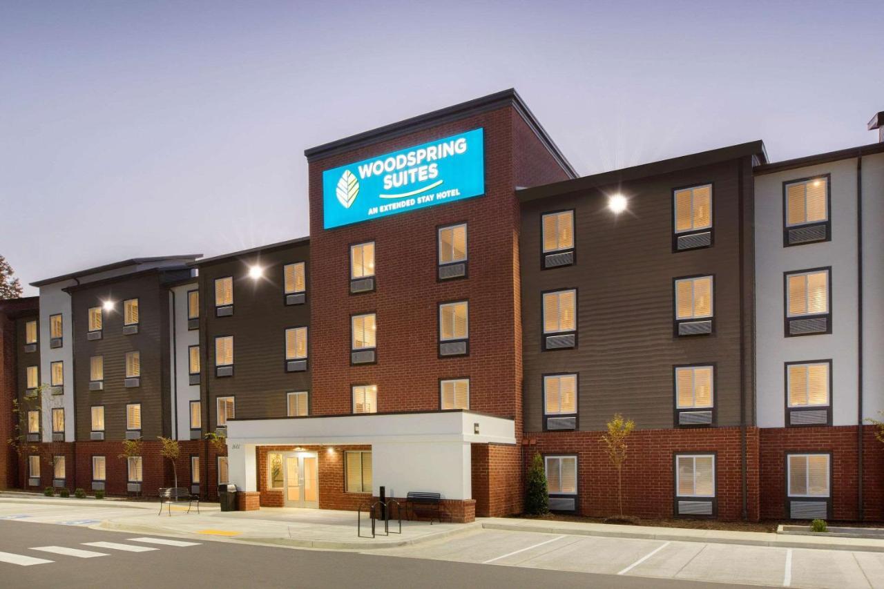 Woodsping Suites Washington Dc East Arena Drive Lake Arbor Экстерьер фото