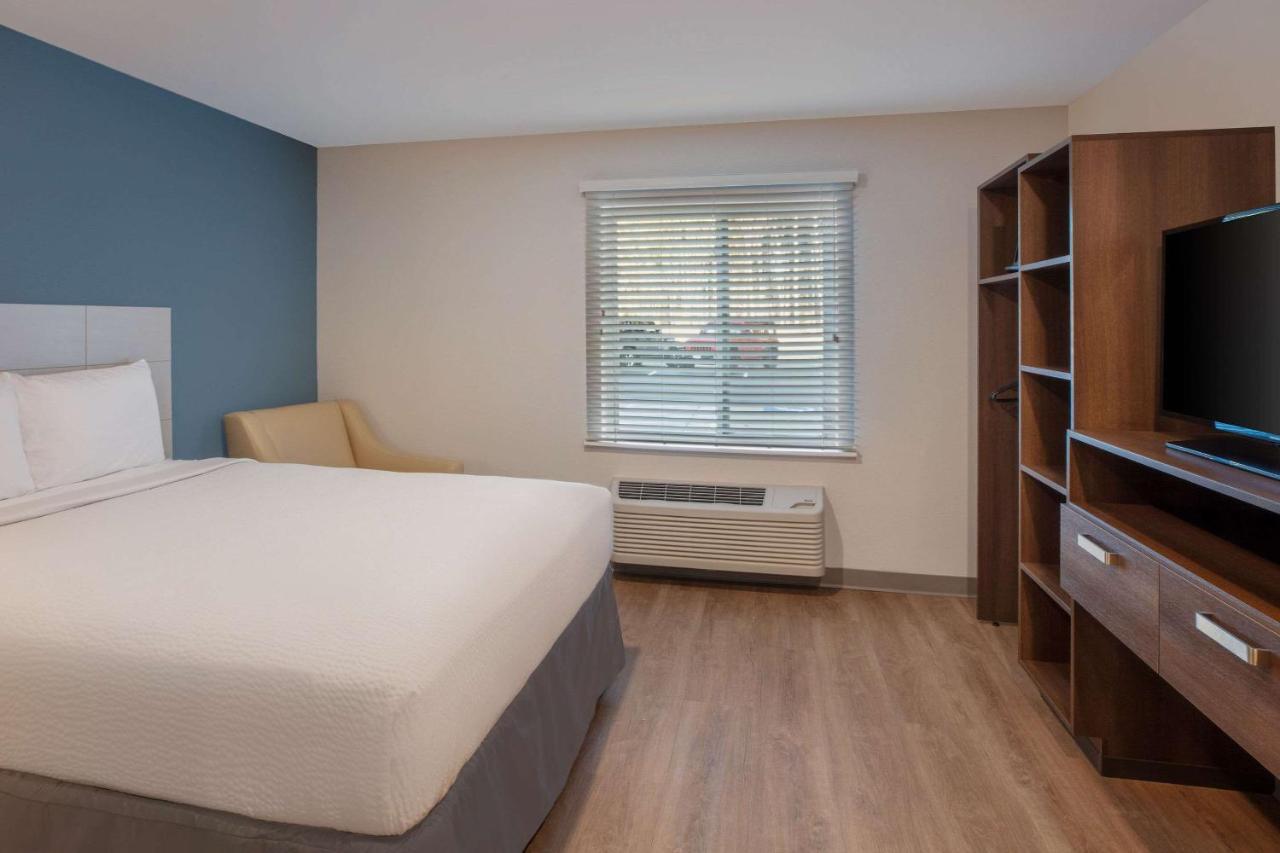 Woodsping Suites Washington Dc East Arena Drive Lake Arbor Экстерьер фото