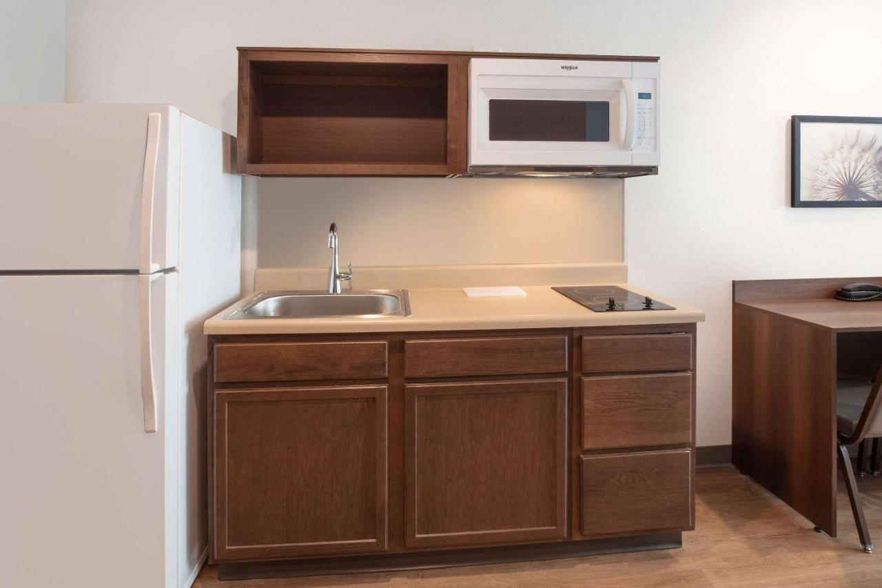Woodsping Suites Washington Dc East Arena Drive Lake Arbor Экстерьер фото