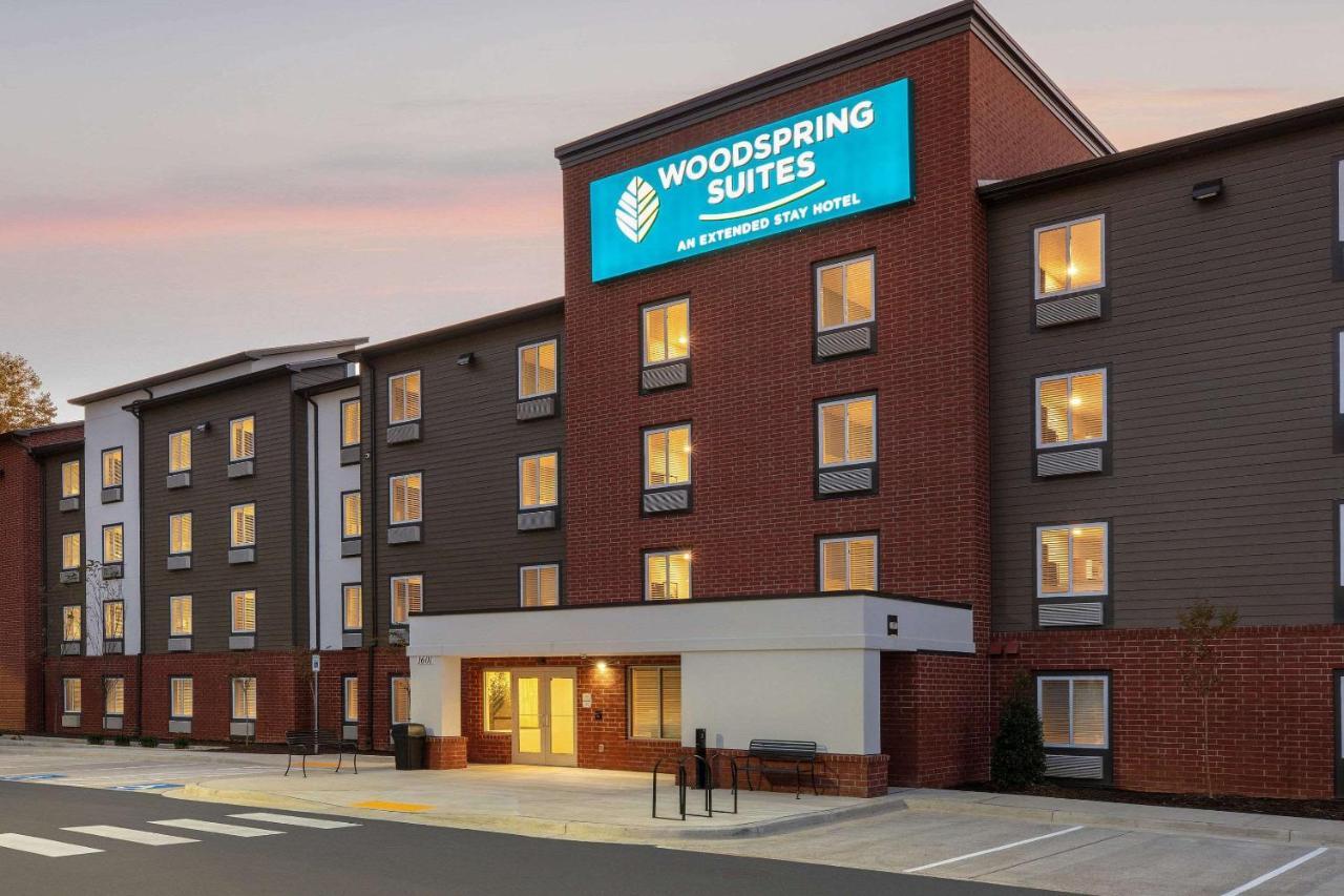 Woodsping Suites Washington Dc East Arena Drive Lake Arbor Экстерьер фото